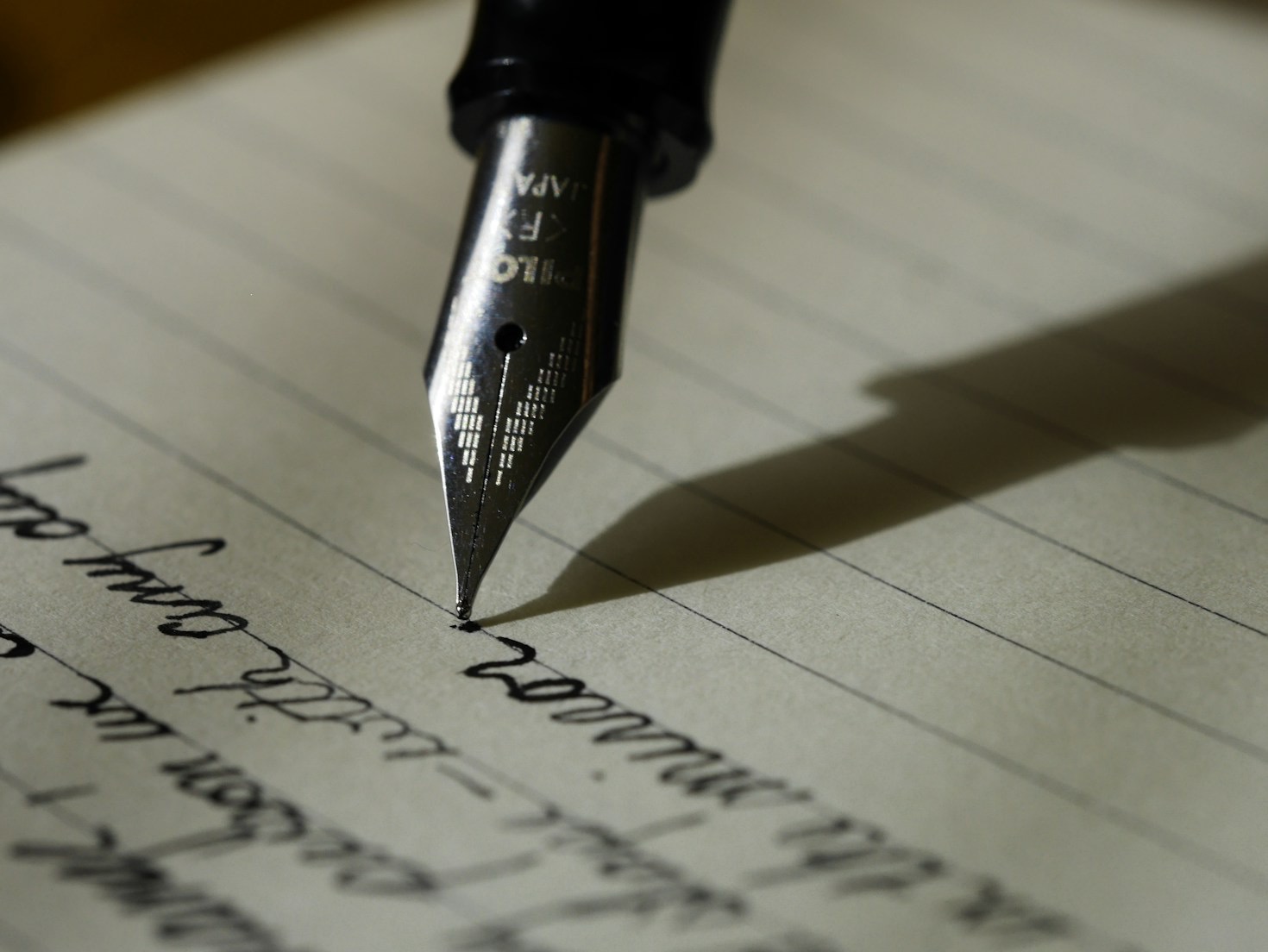 10 Ways to Find Your Voice in Storytelling